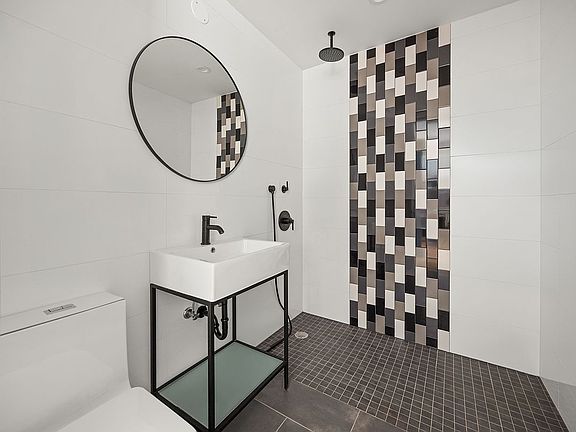 5th image of 88 Marion St APT 1B