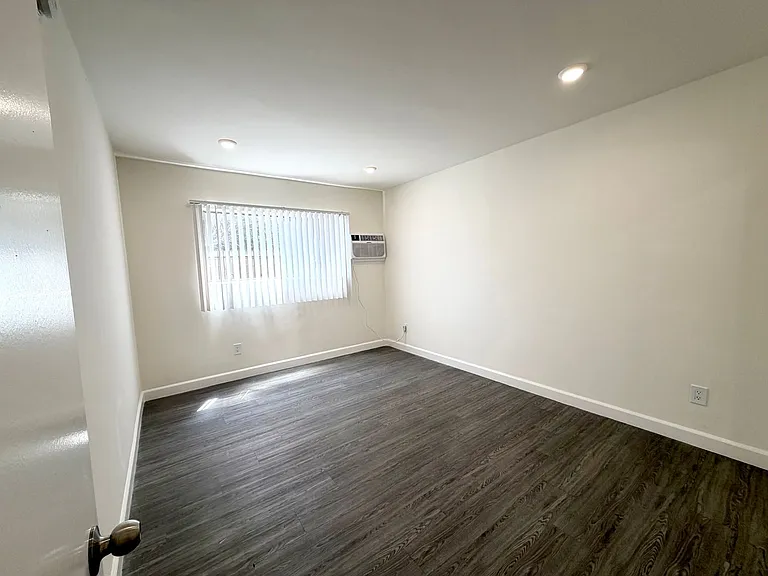 Yar5130 — Photo 12