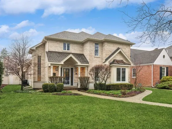 1124 Vine Ave, Park Ridge, IL 60068