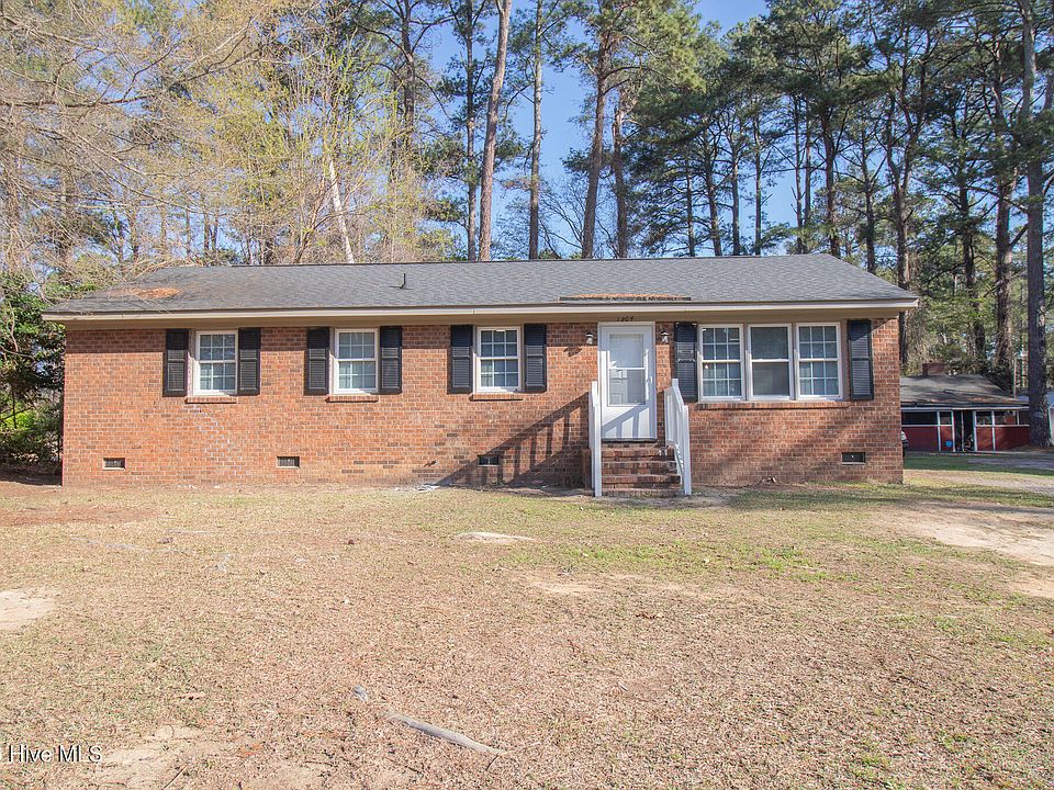 1st image of 1804 Windsor Drive