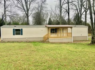 22 Freddy Austin Dr, Mills River, NC 28759