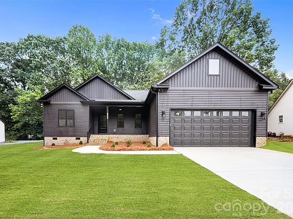 2nd image of 3301 Eva Dr NW