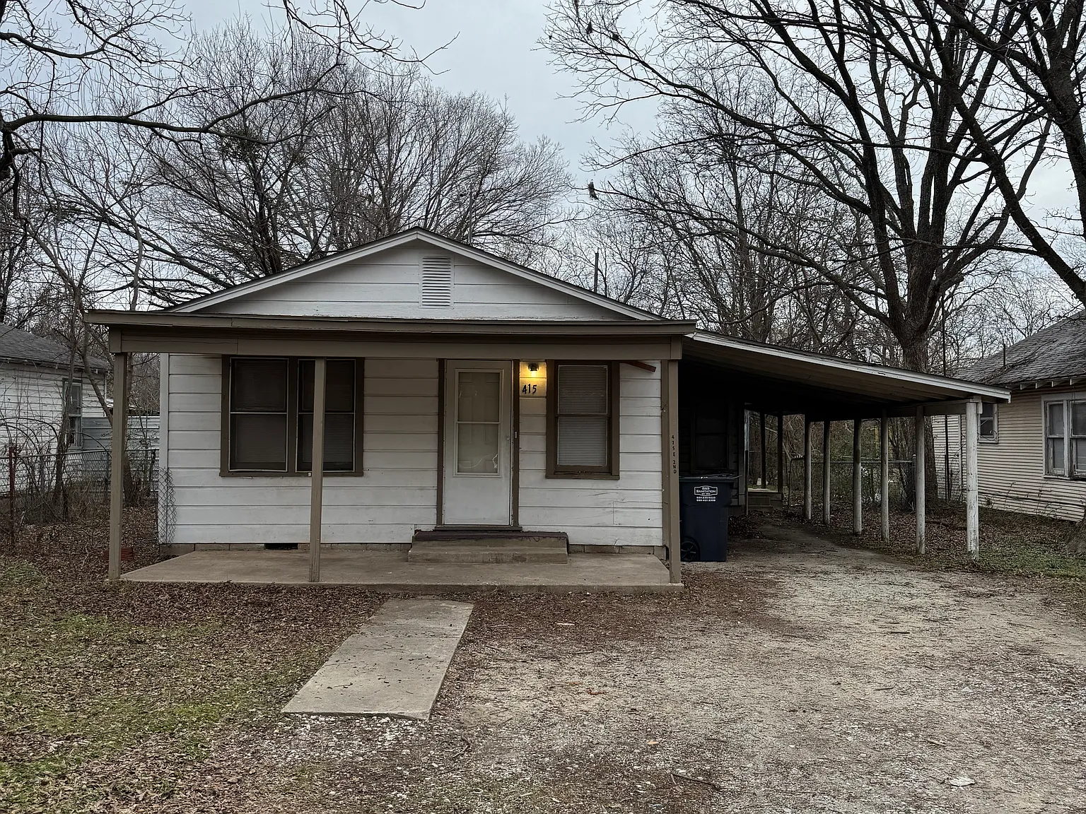 2 bed, 640 sqft, $500 — Photo 1