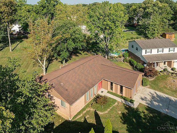 3rd image of 1585 Silverglade Ct
