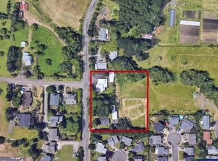 769 N 9th St, Philomath, OR 97370