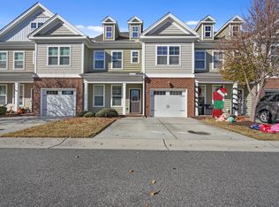 5540 Crown Grant Way, Virginia Beach, VA 23455