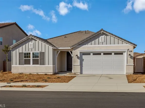 25891 Calamity Ln, Homeland, CA 92548