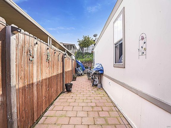 4th image of 200 Olive Ave Spc W