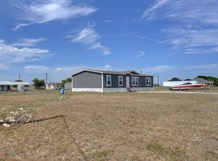 145 Nash Ln, Decatur, TX 76234