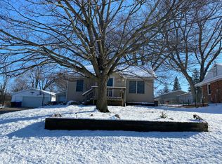 1014 Lewis Ave, Des Moines, IA 50315