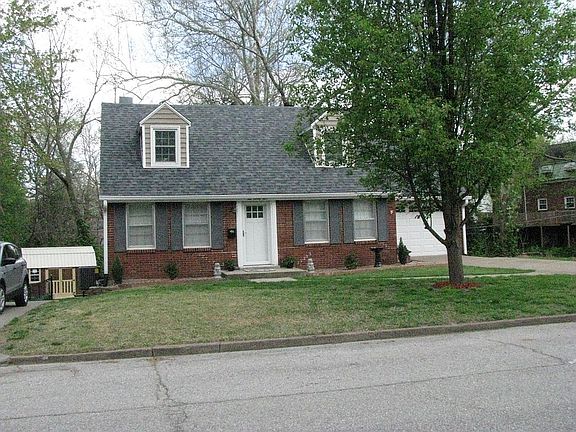 4th image of 1025 Hawthorne Pkwy