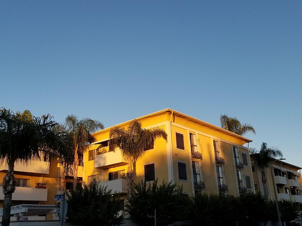 1st image of 17847 Margate St #104