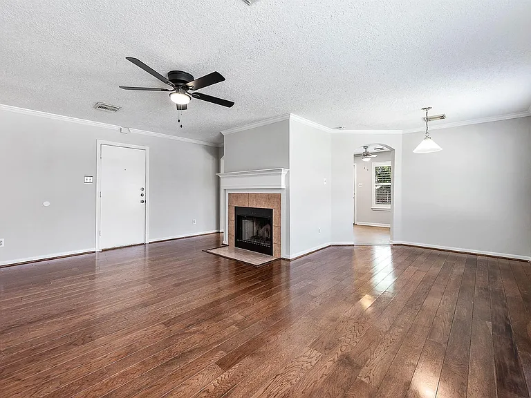 5922 James Pl — Photo 7