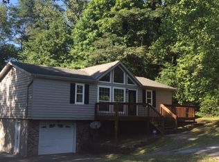 445 Sevier St, Hixson, TN 37343