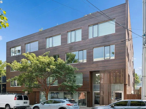 2538 NW Thurman St APT 202, Portland, OR 97210