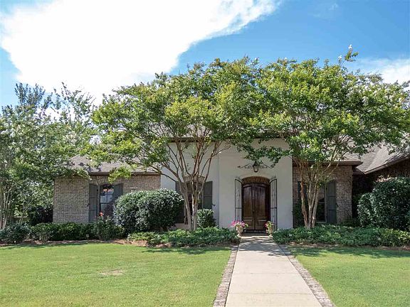 5th image of 106 Bienville Dr