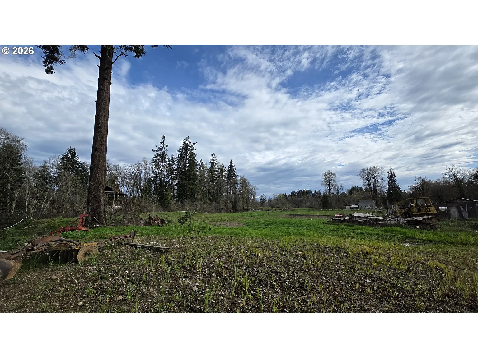21757 NE Highway 99e photo 1