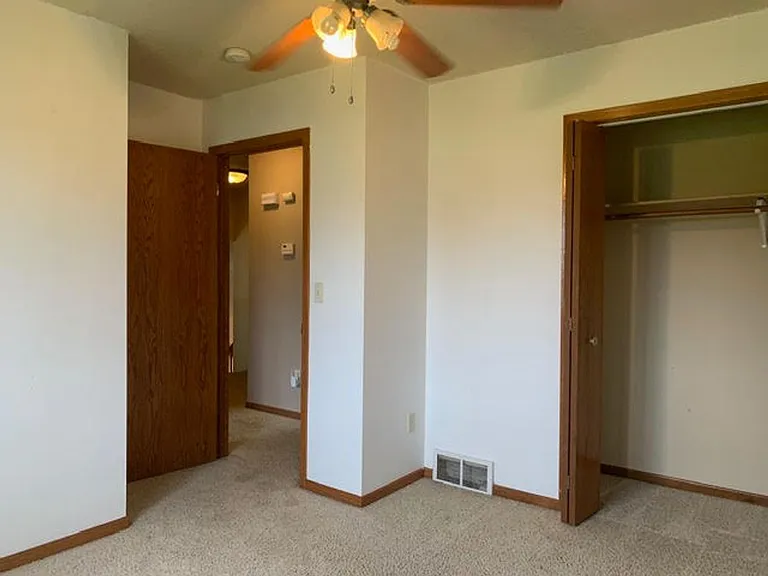 2909 W Frank St — Photo 4