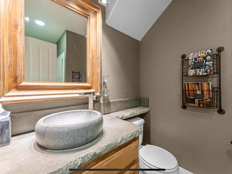 701 Rolling Green Dr — Photo 56
