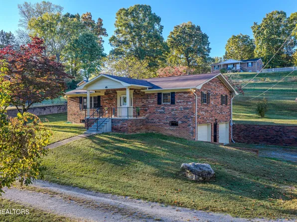 124 Prayer Ln, Powell, TN 37849