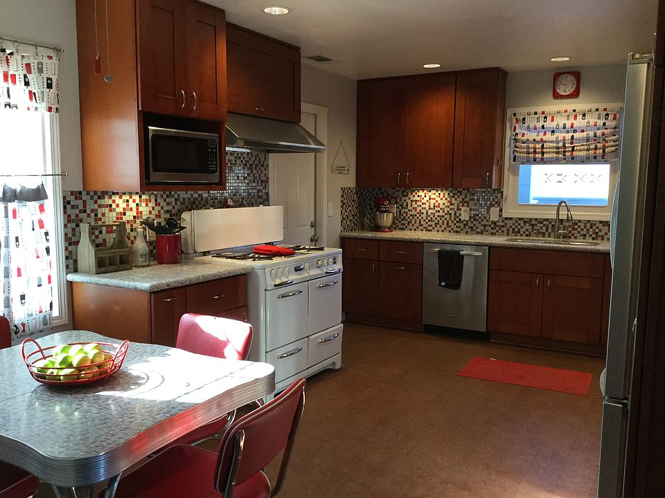 1st image of 6631 Vanguard Ave