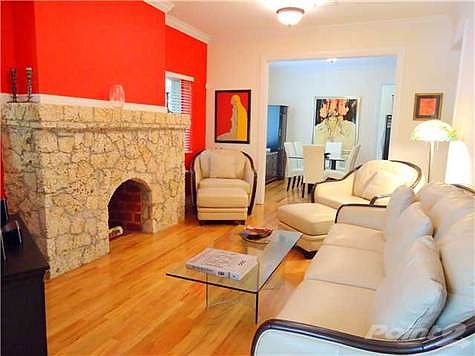 3rd image of 315 Viscaya Ave