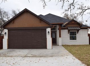 4932 Sunshine Dr, Fort Worth, TX 76105