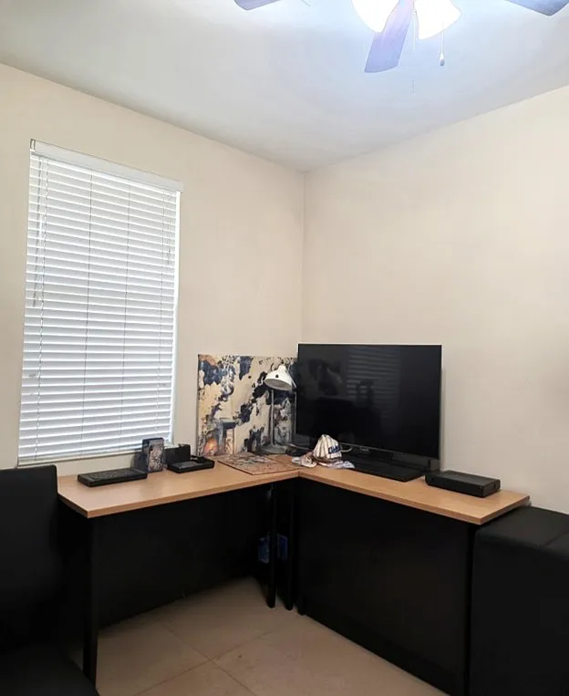 3 bed, 2.5 bath, 1626 sqft, $3,900 — Photo 3