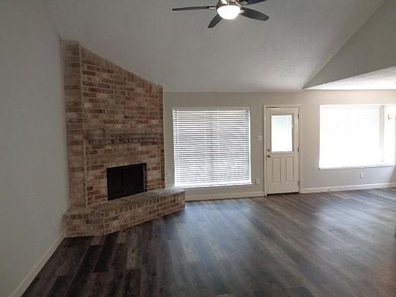 5th image of 1227 Strawberry Park Ln