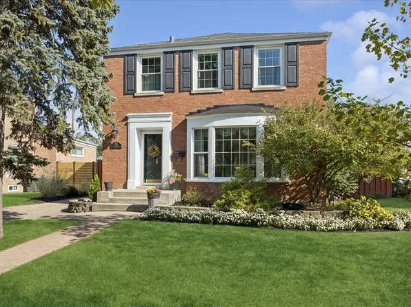 1813 Manchester Ave, Westchester, IL 60154