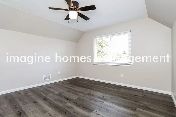 973 W Kemper Rd — Photo 8