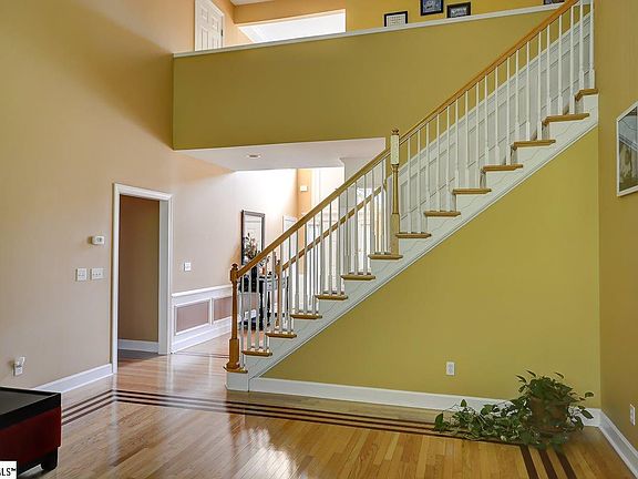 4th image of 2 Landstone Ct
