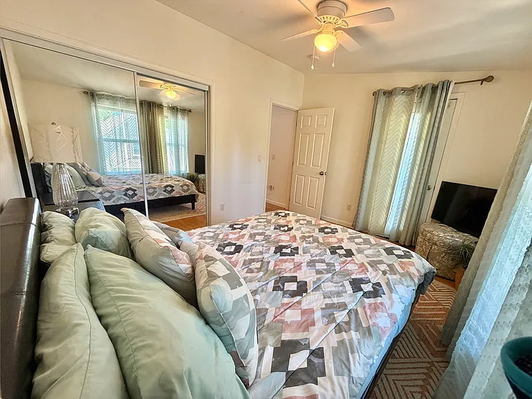 1114 Villa St #4 — Photo 7