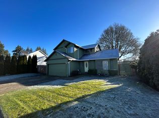 2066 NE Coburn Dr, McMinnville, OR 97128