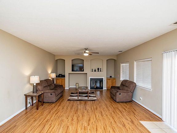 4th image of 26998 Silver Lakes Pkwy