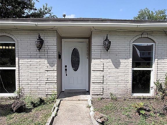2nd image of 11106 Sageriver Dr