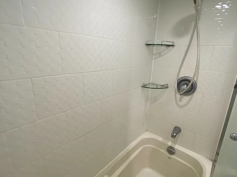 135 Bonham Blvd #BASEMENT — Photo 35
