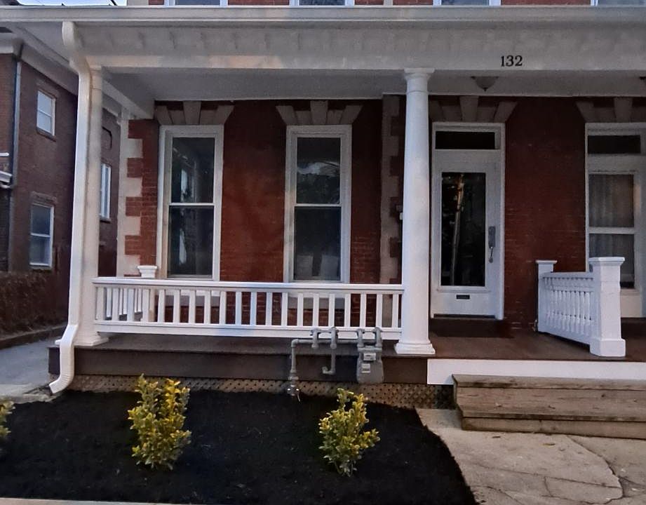 1st image of 132 Broadway