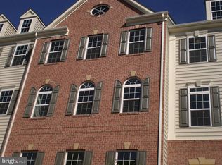 2453 Eastbourne Dr #227, Woodbridge, VA 22191