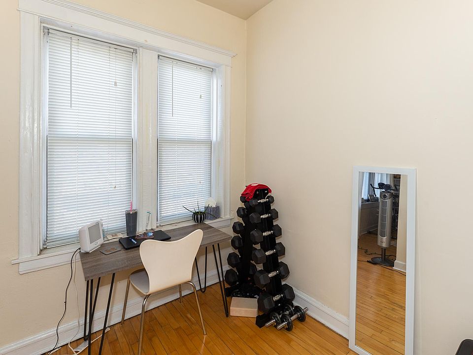 Den View 1