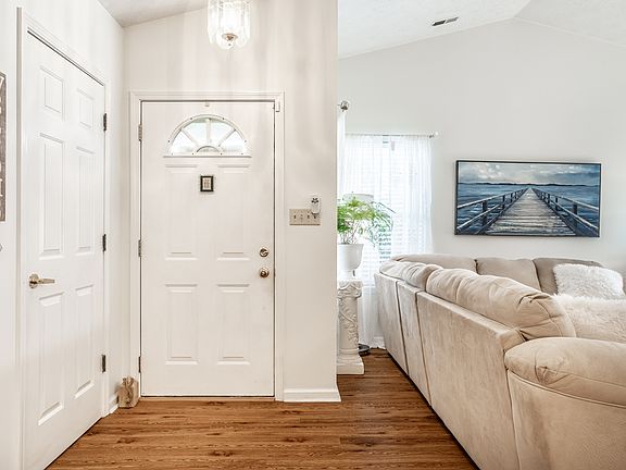 5th image of 1217 Brittany Cir #A