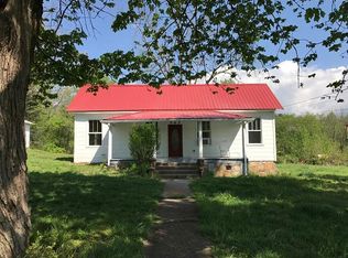 565 Tomotla Rd, Marble, NC 28905