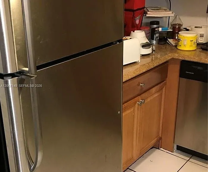 2631 Riverside Dr #2 — Photo 5