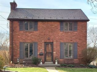 484 Old Farm Rd, Pittsburgh, PA 15228