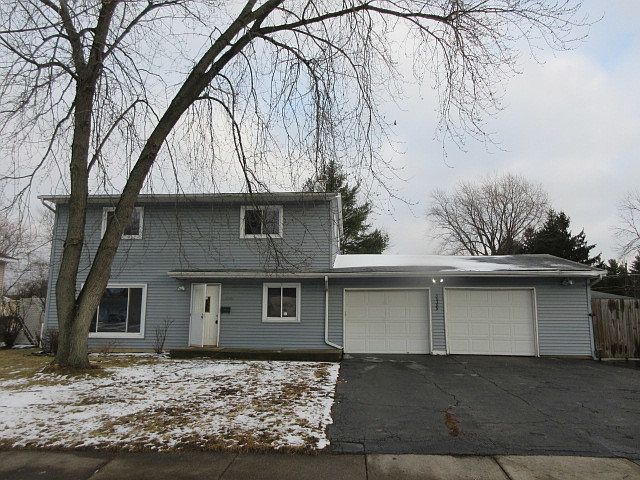 1st image of 36389 N Edgewood Dr