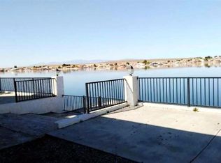 26724 Blue Water Rd, Helendale, CA 92342