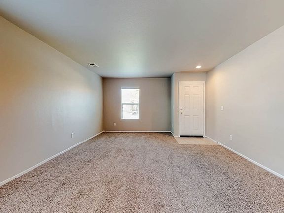 3rd image of 131 Atlante Ct