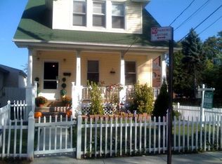 107 Simonson Pl, Staten Island, NY 10302