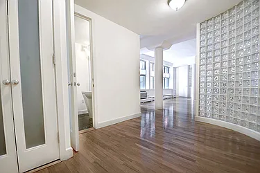 Rented by Urbane Brokerage