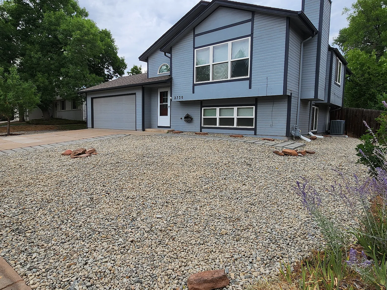 3 bed, 1932 sqft, $2,350 — Photo 3